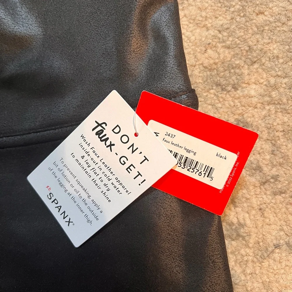 NWT Spanx Faux Leather Leggings - Picture 7 of 7
